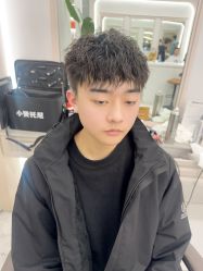 -尤司男士国潮理发馆