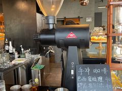 -LIN COFFEE CO(龙珠达店)