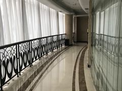 -德州凤冠假日酒店