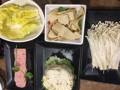 -七欣天香辣蟹火锅(上海银亿滨江店)