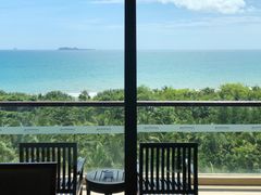 -三亚湾海居铂尔曼度假酒店