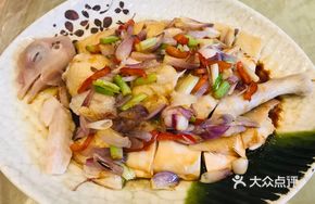 Signature Scallion Oil Chicken (Half)