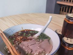 -喜鹊面馆·清汤牛肉面·卤味牛腱肉