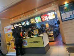 -麦当劳(卫星广场店)