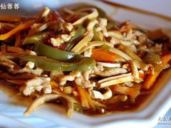 鱼香肉丝-逢源酒楼(东大街店)