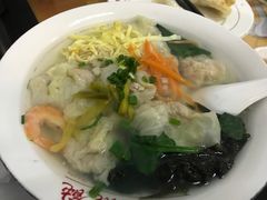 鲜肉馄饨-长人馄饨铺(解放街店)