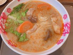 半筋半肉牛肉面-大食代美食广场(迪士尼小镇店)