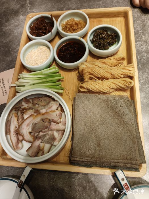 闫府私房菜·百年鲁菜(恒隆店)图片