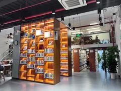 -上海市虹口区图书馆(曲阳分馆)