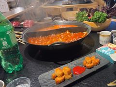 -鹿鸣山草本茶香火锅(园西路店)
