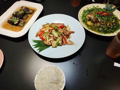 -桥边小楼·手工云南菜·古城观景小楼