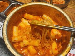 -青瓦炭韩潮烤肉(花园道店)