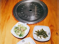 -唯成•韩国炭火烤肉 유성고기