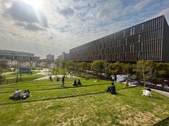 -浦东图书馆-停车场