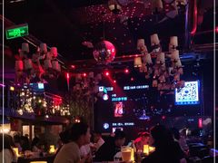 -爱啤精酿·民谣酒馆(滨江店)