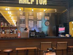 -半吨 Halfton&Friends(车公庙店)