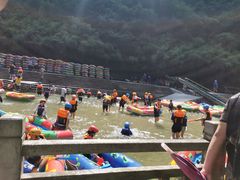 -重庆神龙峡漂流