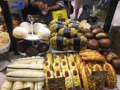 墨鱼汁芥末籽海苔松松面包-PAPER STONE BAKERY(天环店)