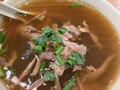 -佬钱湾仔(衣裳街店)
