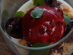 -ROAST coffee & eatery