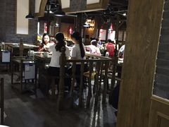 大堂-红九格老火锅(三峡广场店)