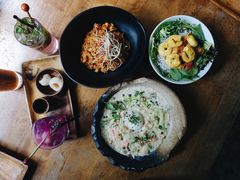 -植物园哈利亚餐厅