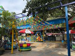 -顺德大良半月城游乐场