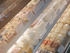 -红宝石·鲜奶小方·海派西点房(丰庄店)