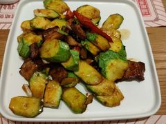 -顺风汤馆·广府粤菜(江宸天街店)