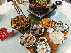 -刘姐啤酒鱼民族演艺餐厅(西街总店)