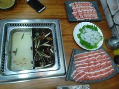 鸳鸯锅底-忆千城印象火锅川锅·铜锅·烧烤