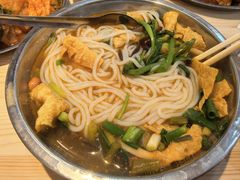 -柳州肥姨妈大骨螺蛳粉(东靖路店)