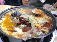 -独一家豆花庄铁锅炖