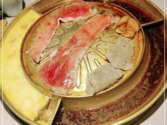 -猪啊牛呀羊啊铜盘烤肉(正大广场店)