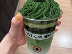 -HOT CRUSH趁热集合·现烤面包(上海环球港店)