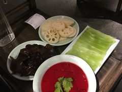 -红九格老火锅(三峡广场店)