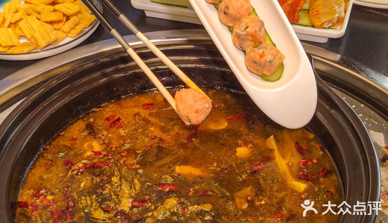 老坛酸菜鸡！成都人真会吃，武汉也有了！