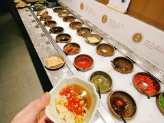 小料自助-湊湊火锅·茶憩(和平大悦城店)