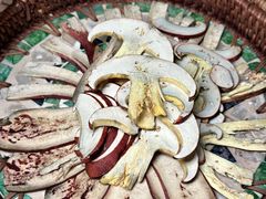 -蘑界·野生菌火锅(深业上城店)