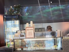 -W COLLECTIVE  DESSERT SHOP