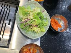 -臻牛烤肉