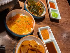 -明洞阿姨·韩式酱蟹烤肉·创意料理(三元桥店)