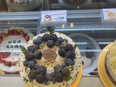 -花花卷卷·鲜食蛋糕(静安久光百货店)