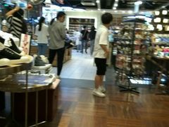 -纪念日百货(江西南昌店)