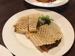 -拉亚汉堡经典餐厅(商城路店)