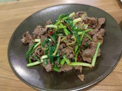 香葱爆牛肉-紫滇源云南生态菜(丹凤街店)