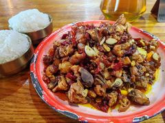 -柴窝堡22号辣子鸡·传承新疆菜