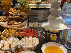 -广州万富希尔顿酒店·感趣自助餐厅·金秋蟹宴生蚝海鲜刺身