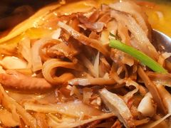 -凤凰湘语·海派湘菜(浦东旗舰店)