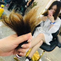 -AYO SALON